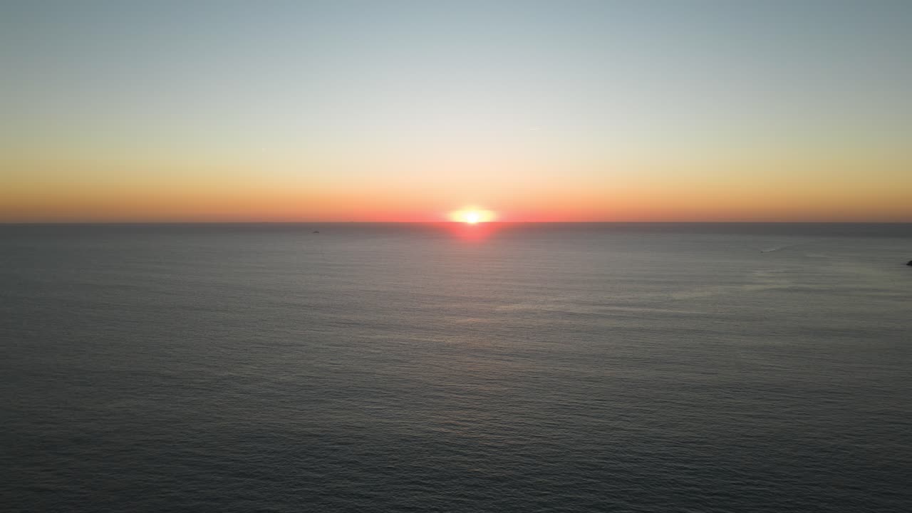 playa de carcavelos en oeiras cascais, lisboa - portugal