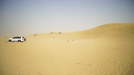 aventura en el desierto con vehículos todoterreno