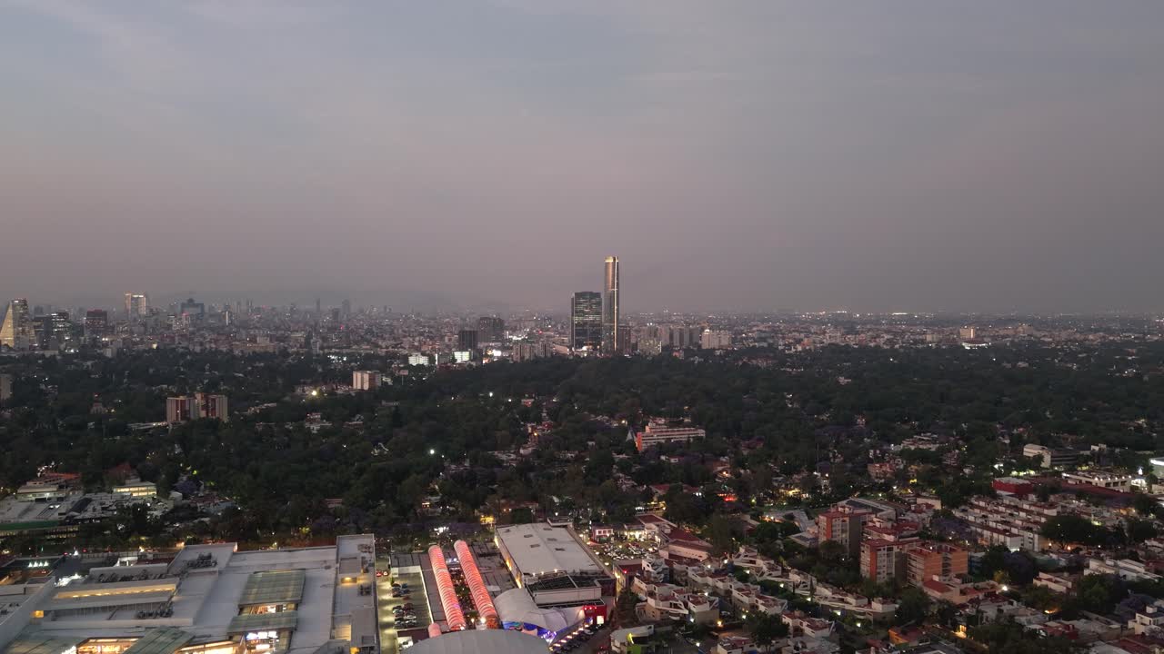 Drone hyperlapse of a sunset over the south of CDMX