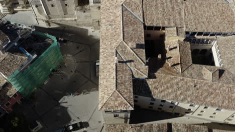 City-Houses-and-Rooftops-of-Spain-City-of-Cuenca,-Aerial