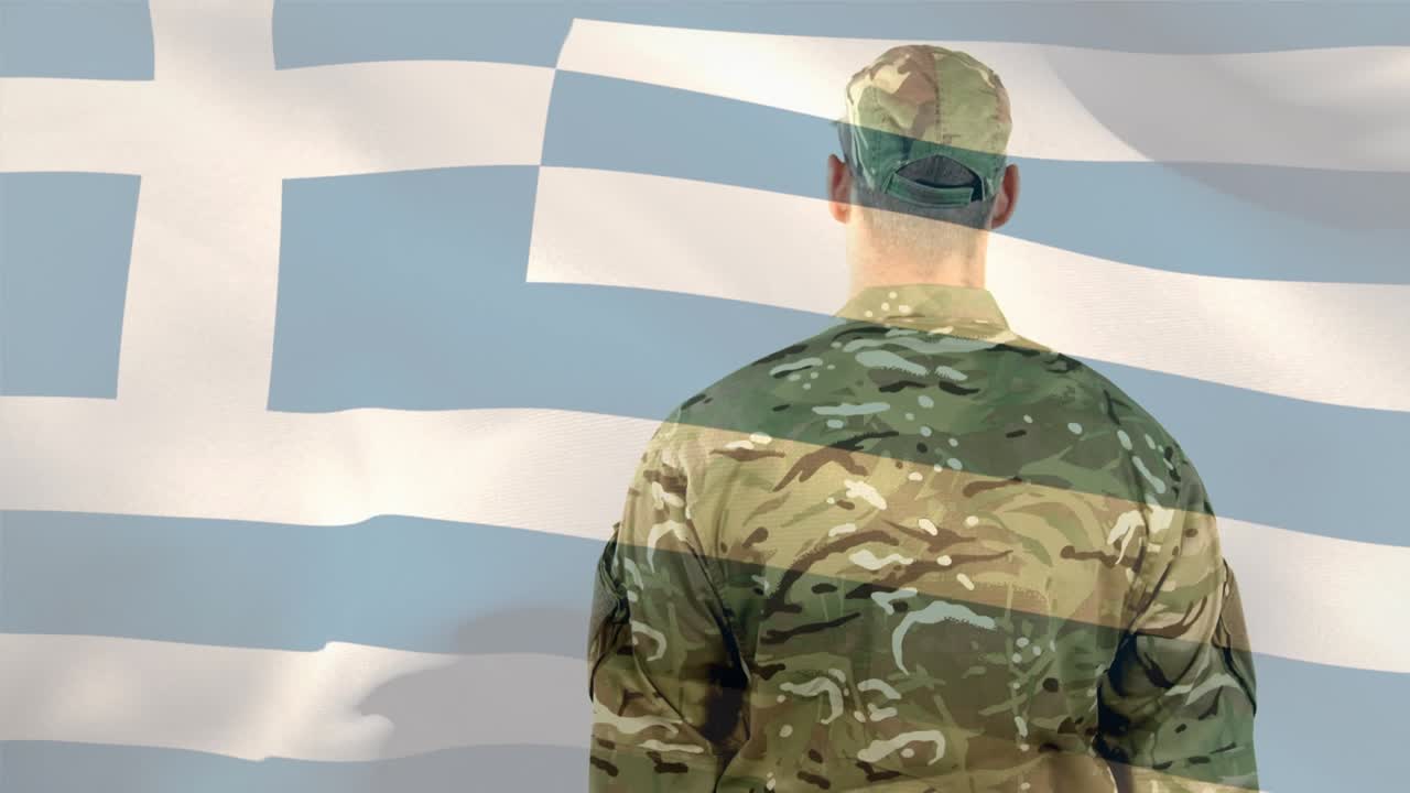 Animation af Grækenlands flag over en kaukasisk soldat, der hilser.