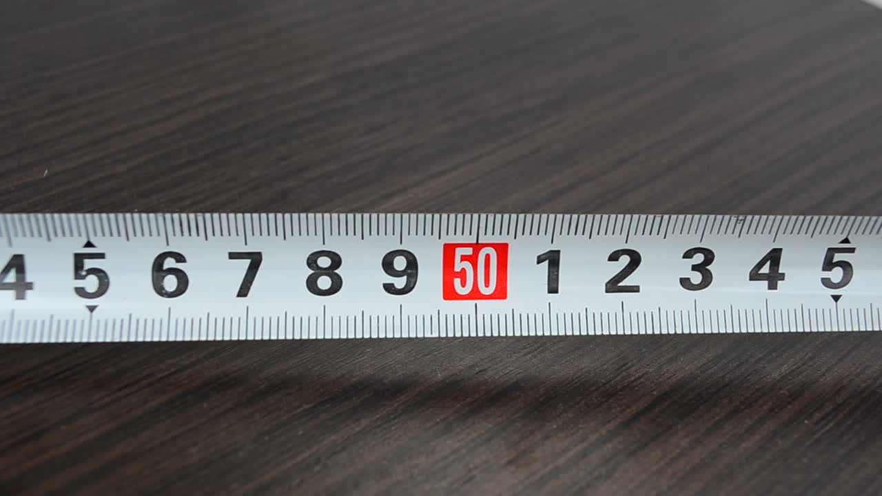 Riprese su un tavolo. Roulette di costruzione.