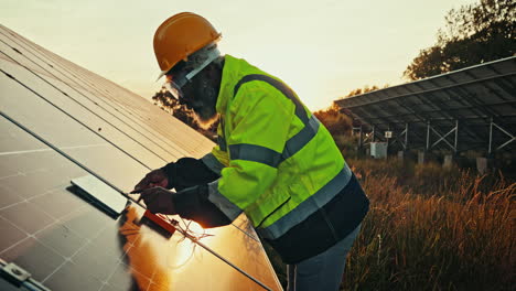 senior engineer man, solar panel