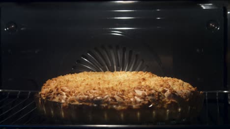 pastel en el horno