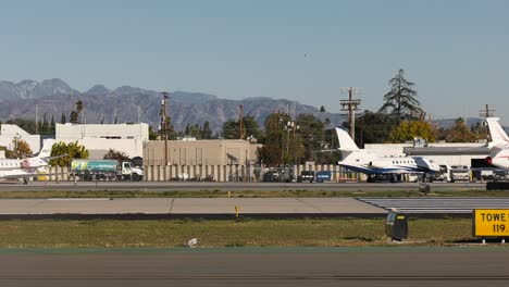 private-jet-prepares-to-take-off