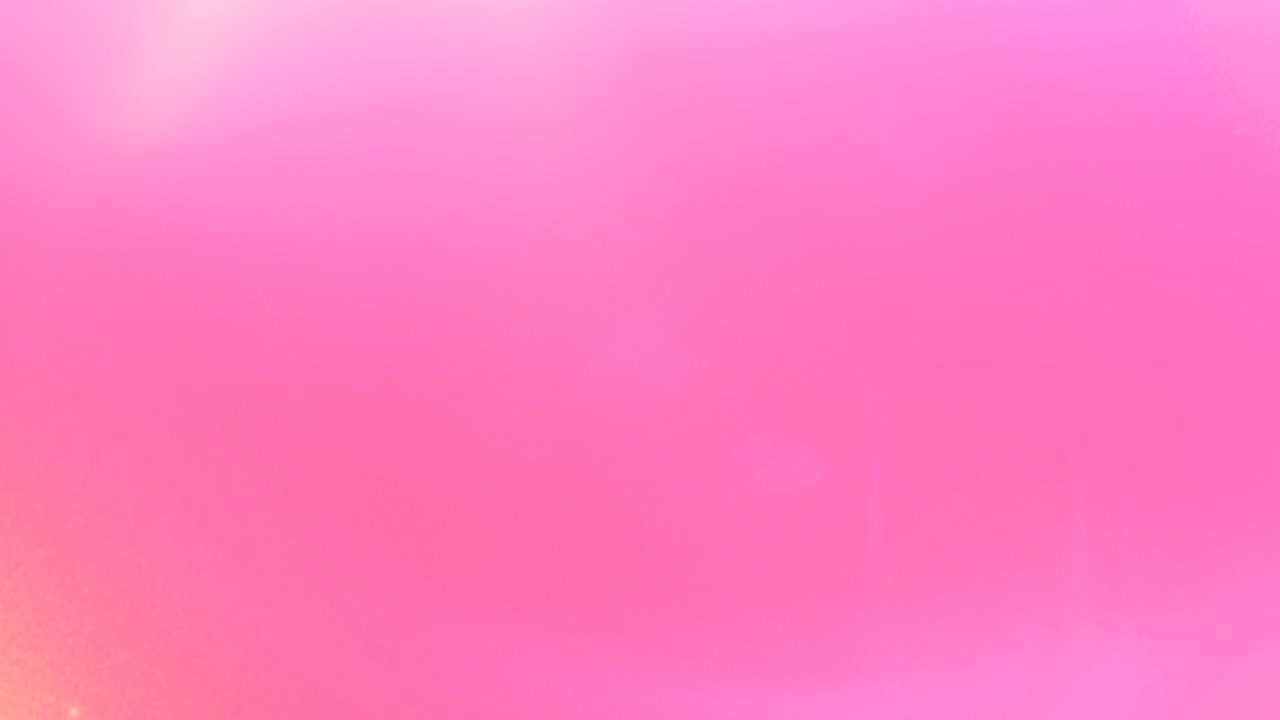 animación marco en forma de corazón blanco aislar con fondo verde.