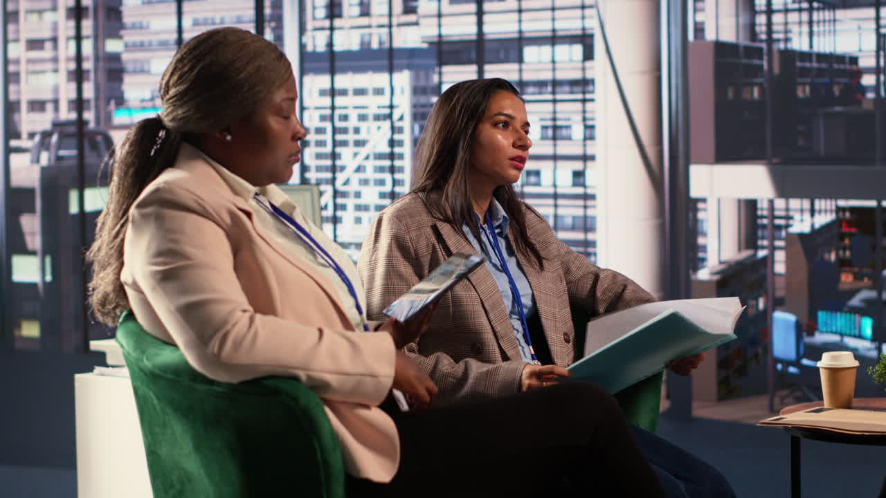 Businesswomen in Discussion