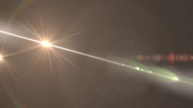Macchia di luce e lens flare su sfondo nero