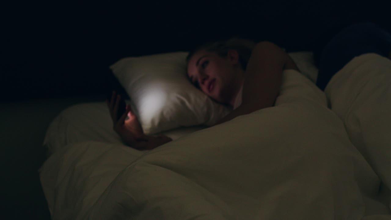 관계 상태: 결혼... 내 전화기에