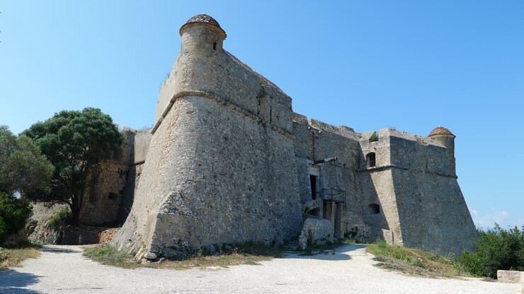 16th Century Fort Du Mont Alban tilt-up shot on sunny day