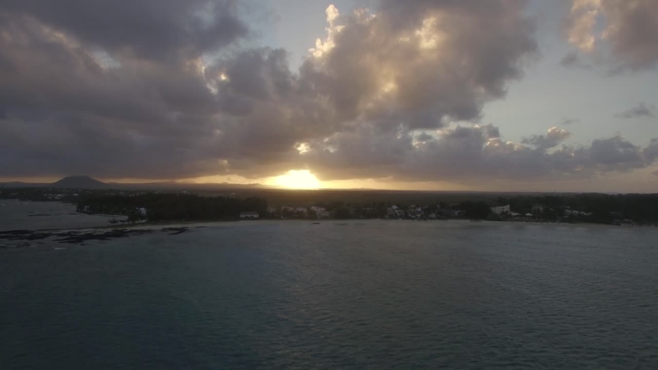 모리셔스 섬 의 해 가 지는 모습