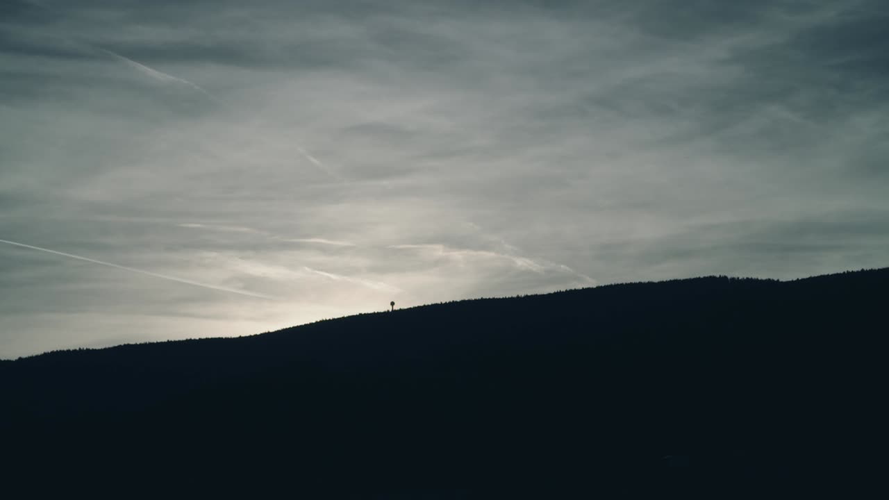 "이 매혹적인 hd 타임 스 영상으로 포호르제의 매혹적인 아름다움을 결코 경험하지 못했습니다.