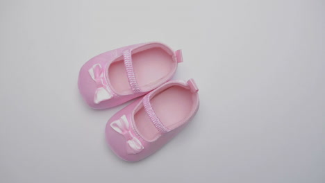 Rosa-Babyschuhe