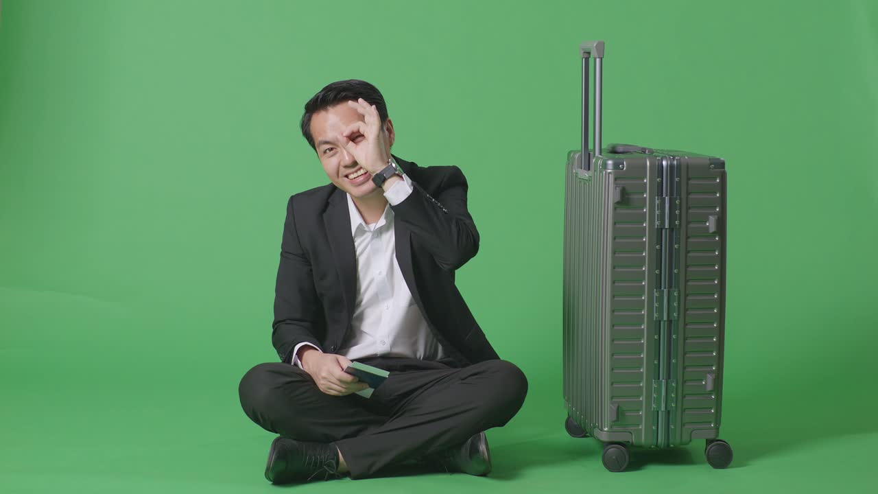 hombre de negocios listo para viajar