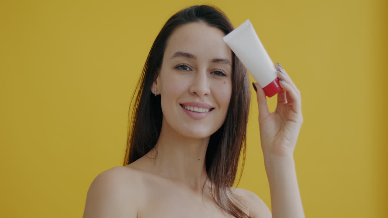 Prodotto per la cura della pelle per donne