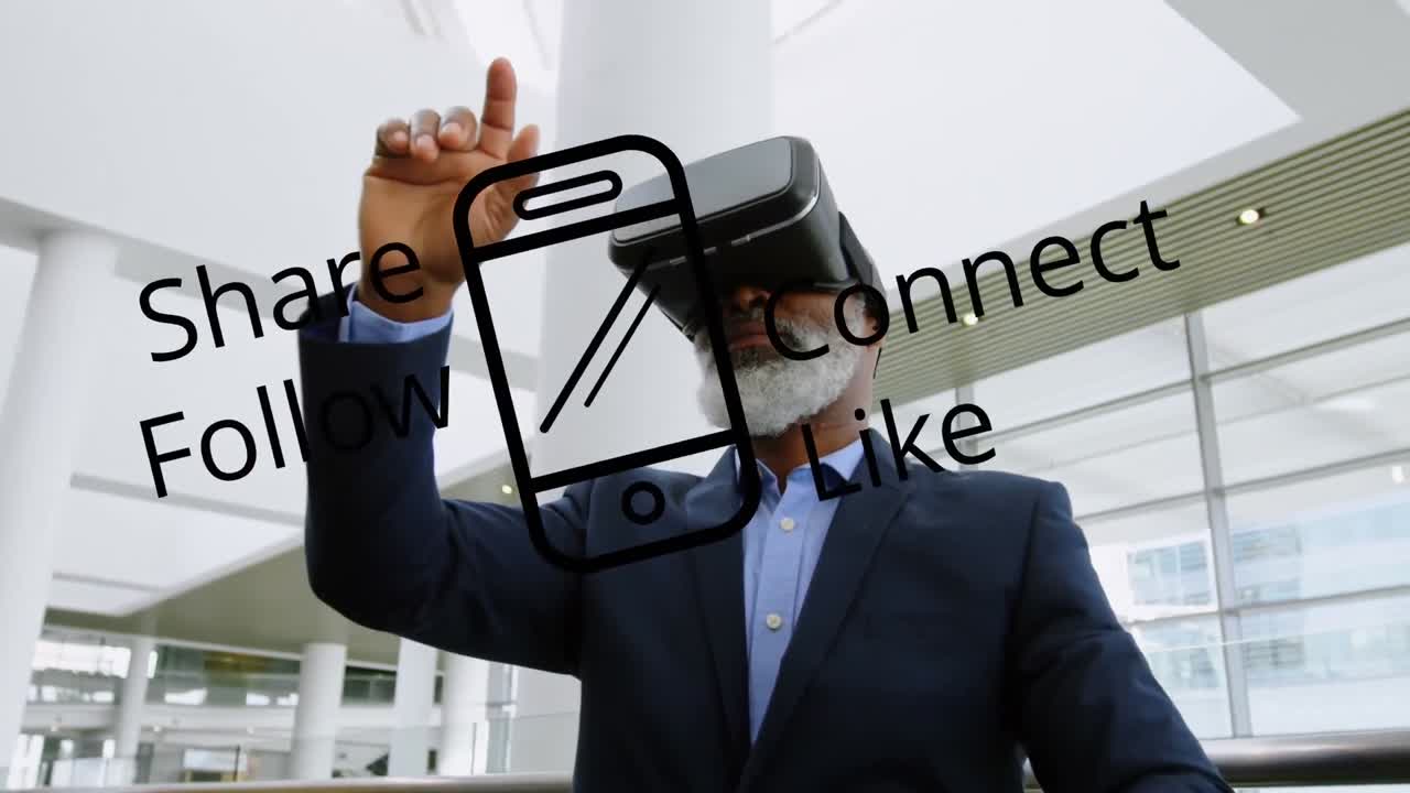 Smartphone-ikon og sociale medie-koncepttekster over afroamerikansk ældre mand iført VR-headset.