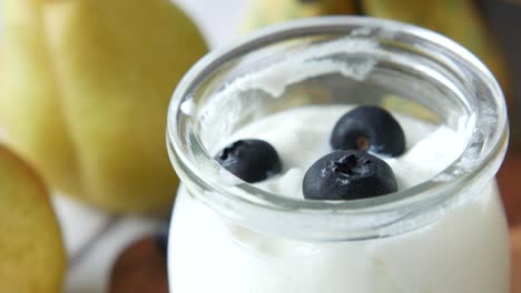 yogurt with blueberries and pears