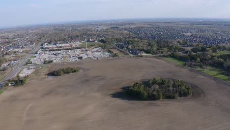 imágenes aéreas justo al norte de la ciudad de brooklin, ontario