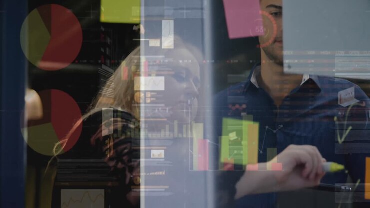 Animering af finansiel databehandling over forskellige forretningsfolk, der arbejder på kontoret