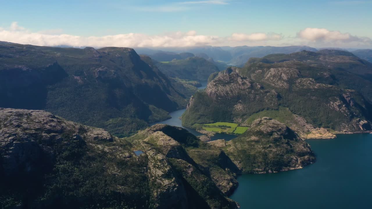 Luftoptagelser af Norges smukke natur