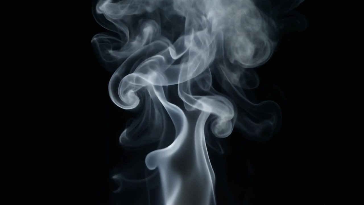 Humo blanco elevándose contra un fondo negro sólido