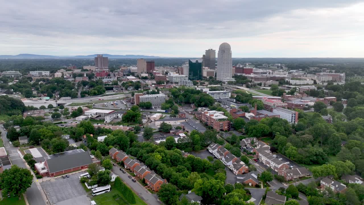 노스캐롤라이나 주 윈스턴 살렘으로 가는 항공편