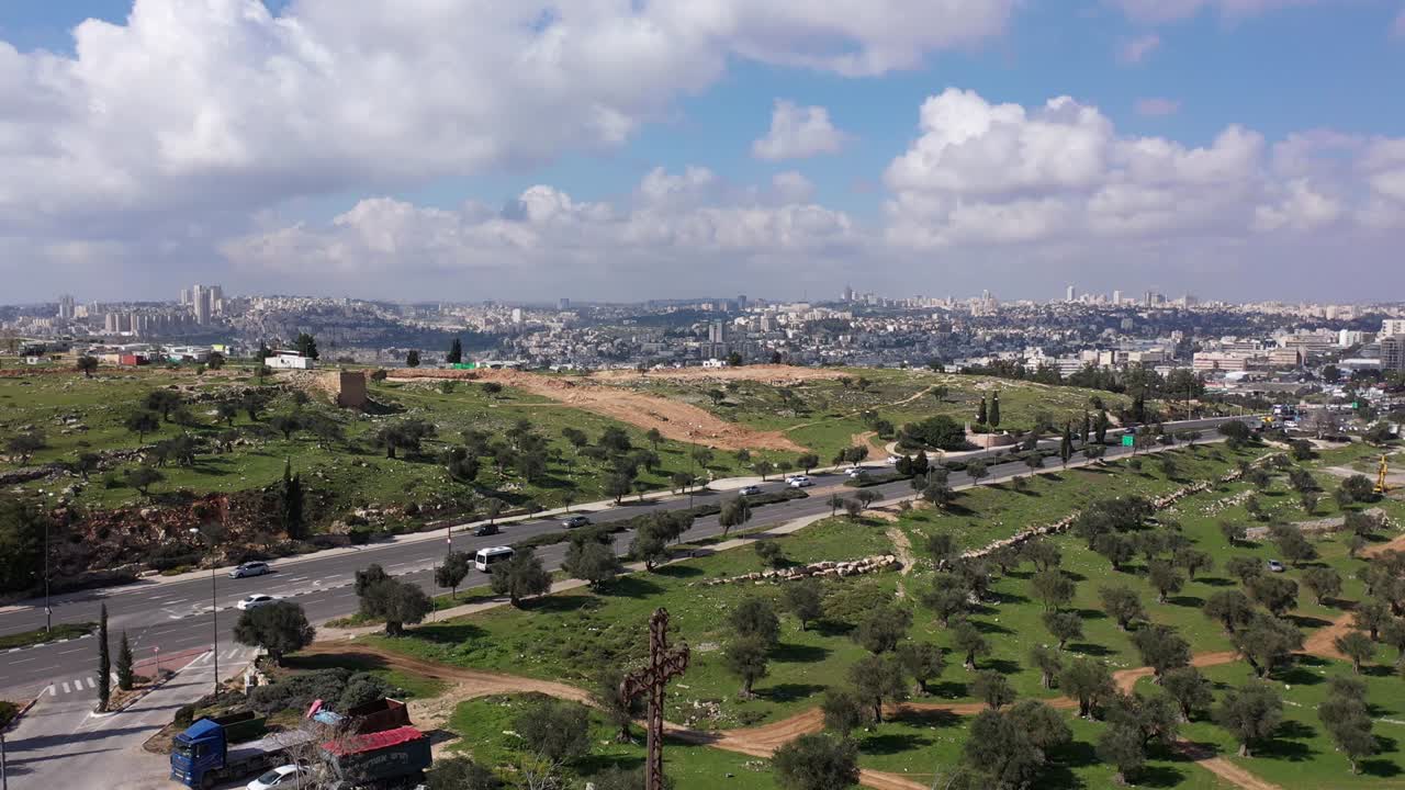 el monasterio de elías y jerusalén en el fondo, vista aérea