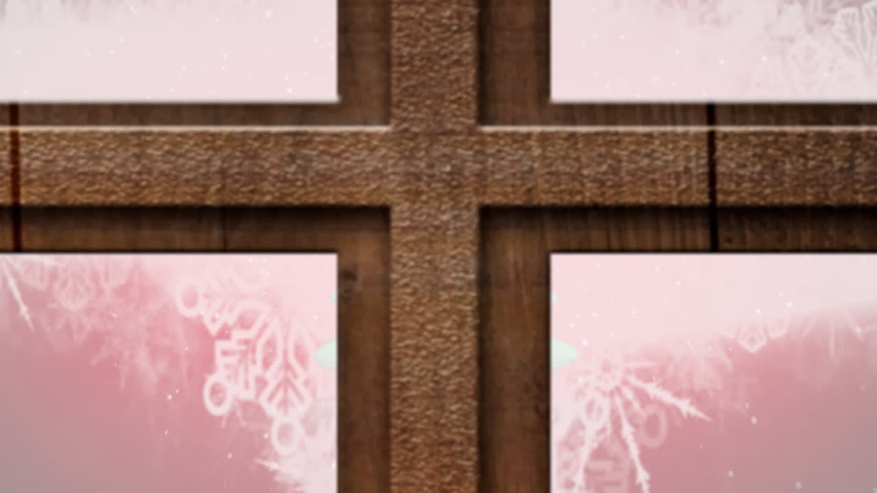 빨간색 배경에 회전하는 크리스마스 트리 위에 내리는 눈에 맞춰 창문이 열리는 애니메이션