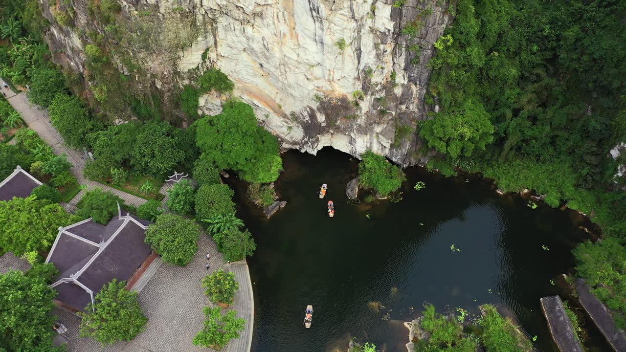 모험은 이 쪽이야