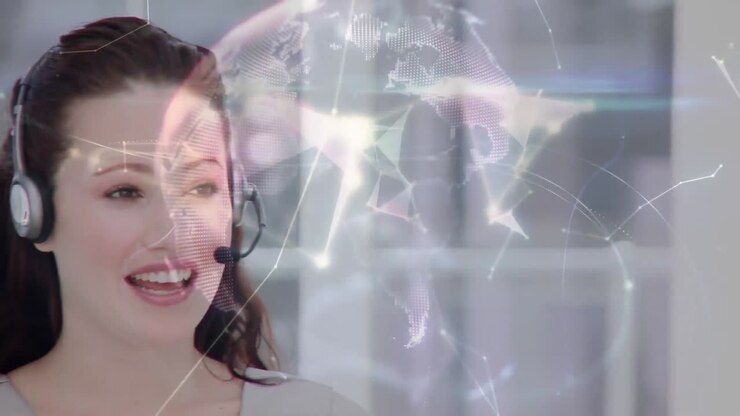 Animazione di rete di connessioni su donna d'affari con cuffie telefoniche