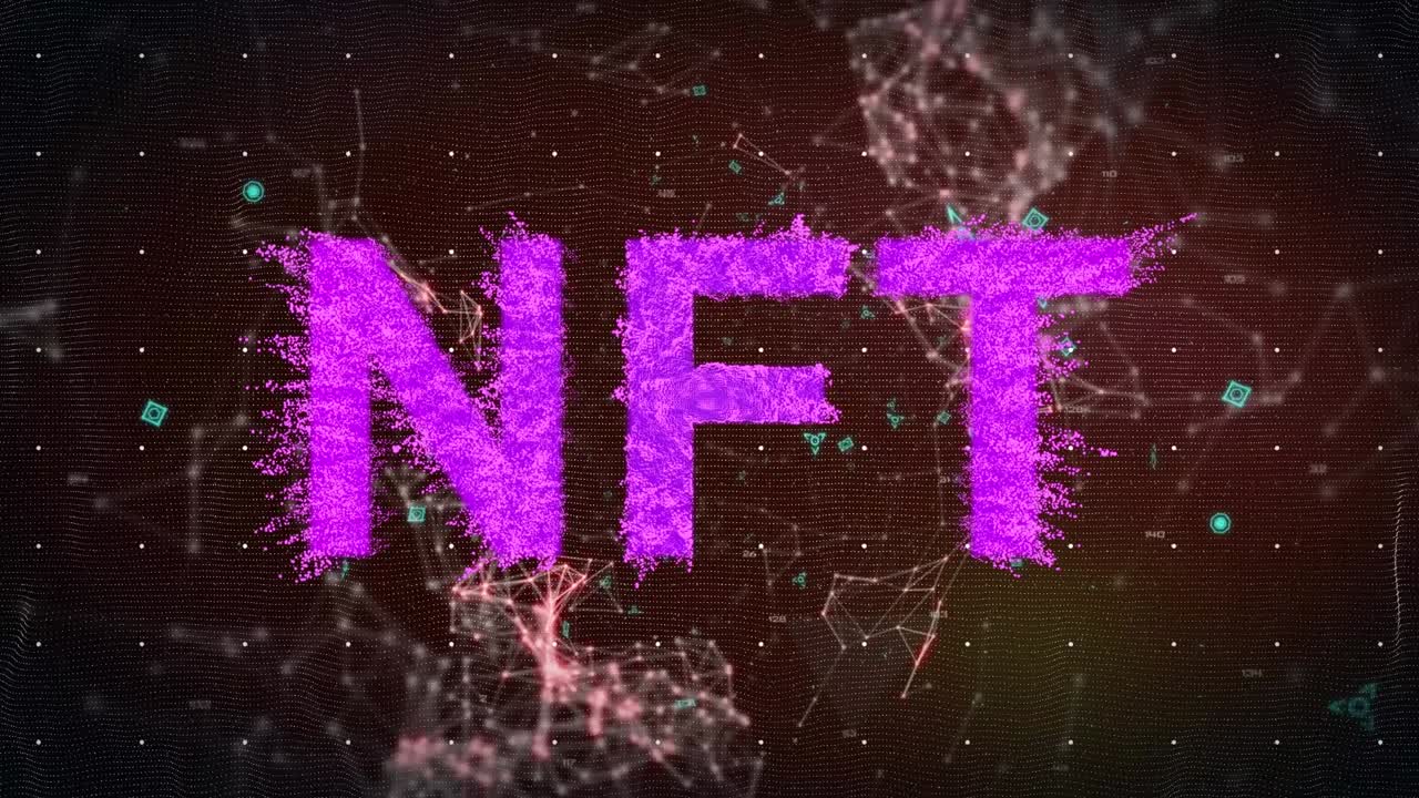 Animazione di testo NFT rosa e codice QR blu su reti ed elaborazione dati su sfondo nero