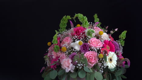 floral arrangement spinning and slider shot roses daisy carnation gerbera