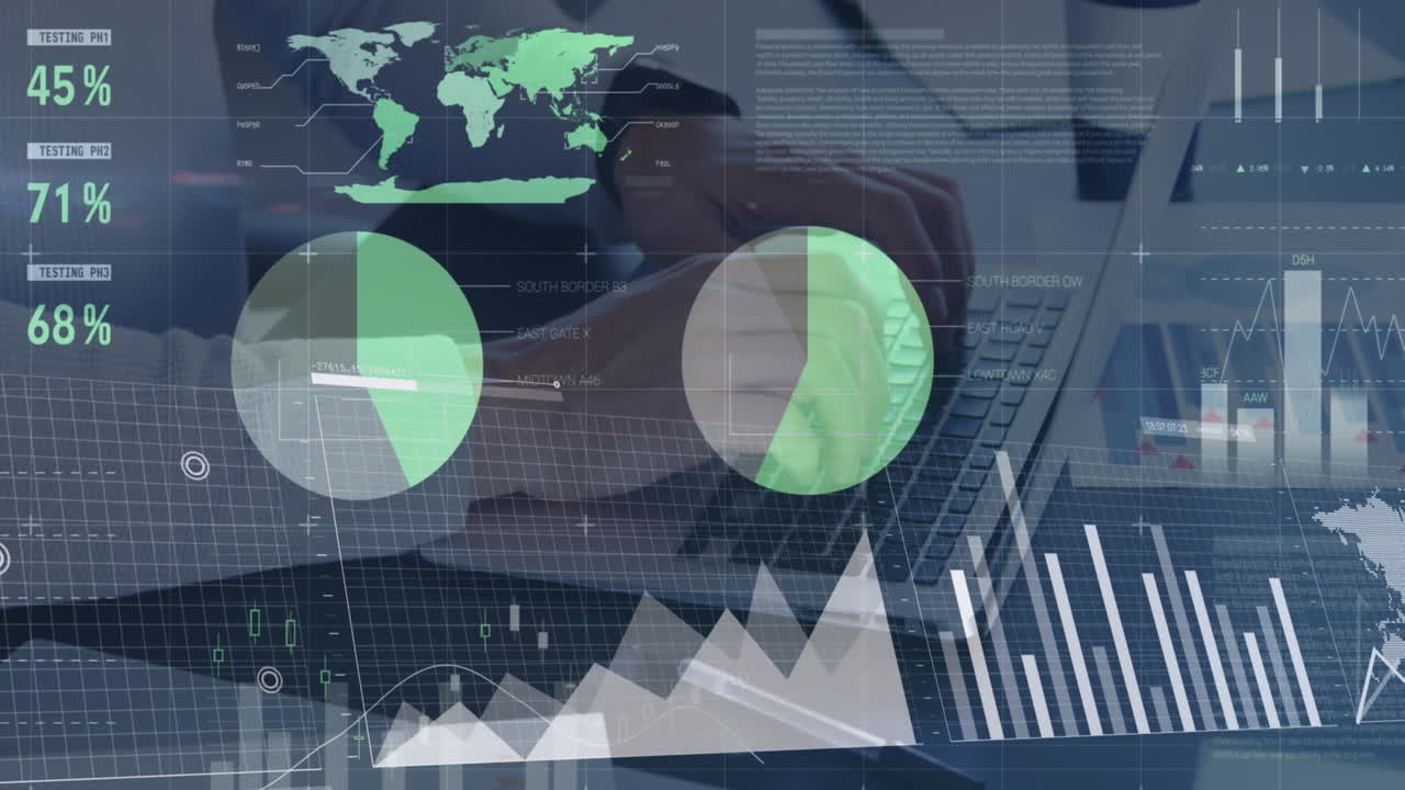 animazione di un'interfaccia infografica multicolore, sezione centrale di un uomo caucasico che lavora sul portatile