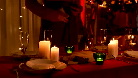 christmas dinner table setting