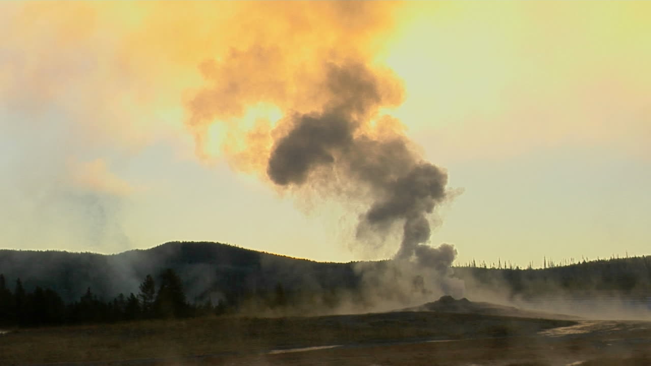 problemas de vapor de viejos fieles en el parque nacional de yellowstone