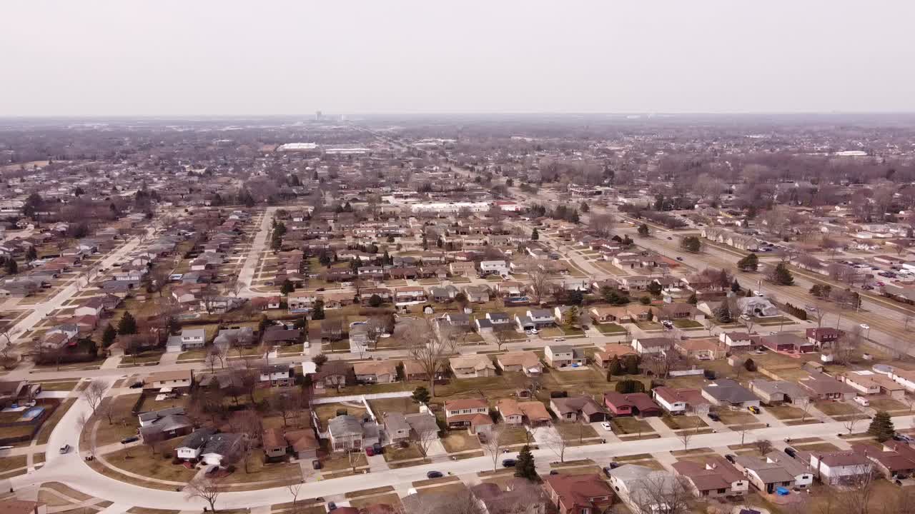 Skyline Of Houses In Sterling Heights, Michigan Under Clear Sky