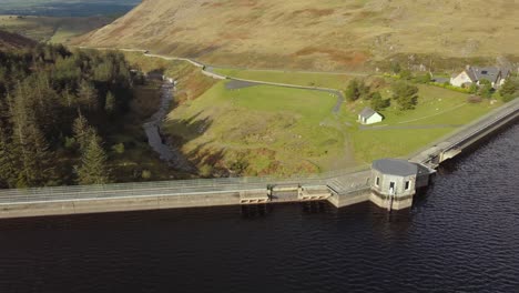 Aerial-view-of-the-Spelga-Dam-on-a-sunny-day,-County-Down,-Northern-Ireland