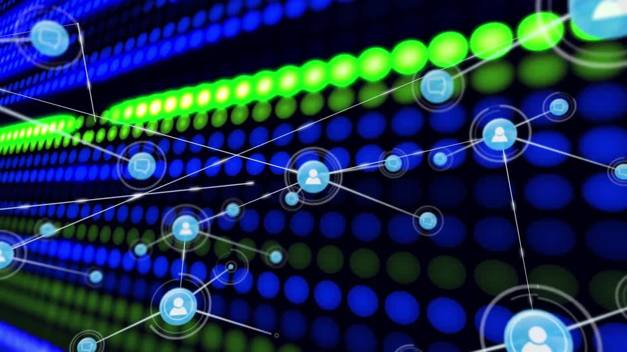 초록색과 파란색 점이 있는 검은색 바탕에 있는 이메일 아이콘의 연결 네트워크의 애니메이션