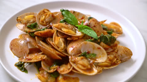 Stir-Fried-Clams-with-Roasted-Chilli-Paste