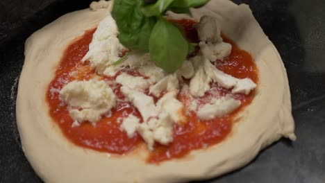 making pizza margherita 2-2 4k