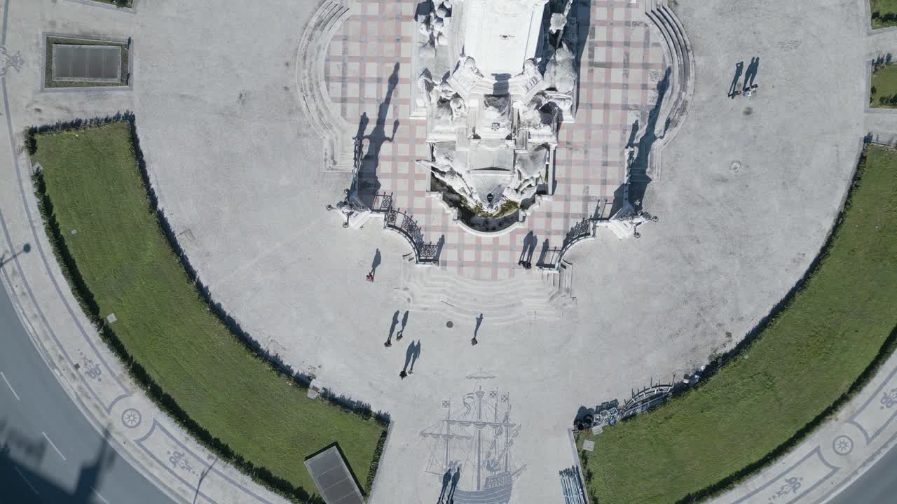 마르케 드 퐁발 광장의 드론 영상