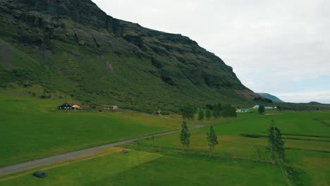 imágenes aéreas de drones en 4k de bulandshofdi, islandia