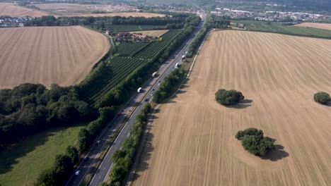 motorway traffic along a2 road towards london