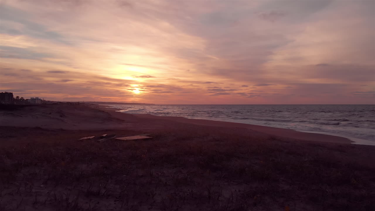 la duna de sobrevuelo revela una hermosa playa del océano