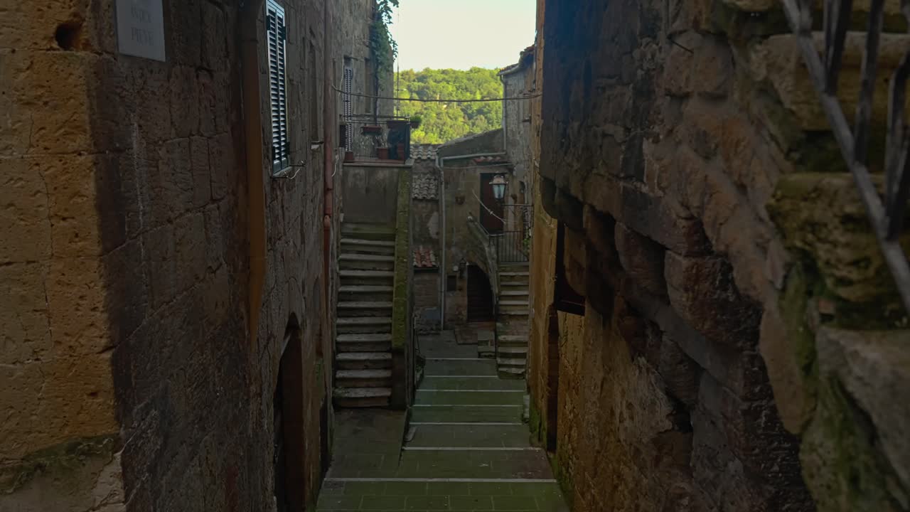 Aged Stone Houses On Narrow Streets Of Medieval Village In Pitigliano, Tuscany Italy