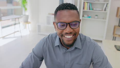 Black-man,-smile-and-working-on-computer