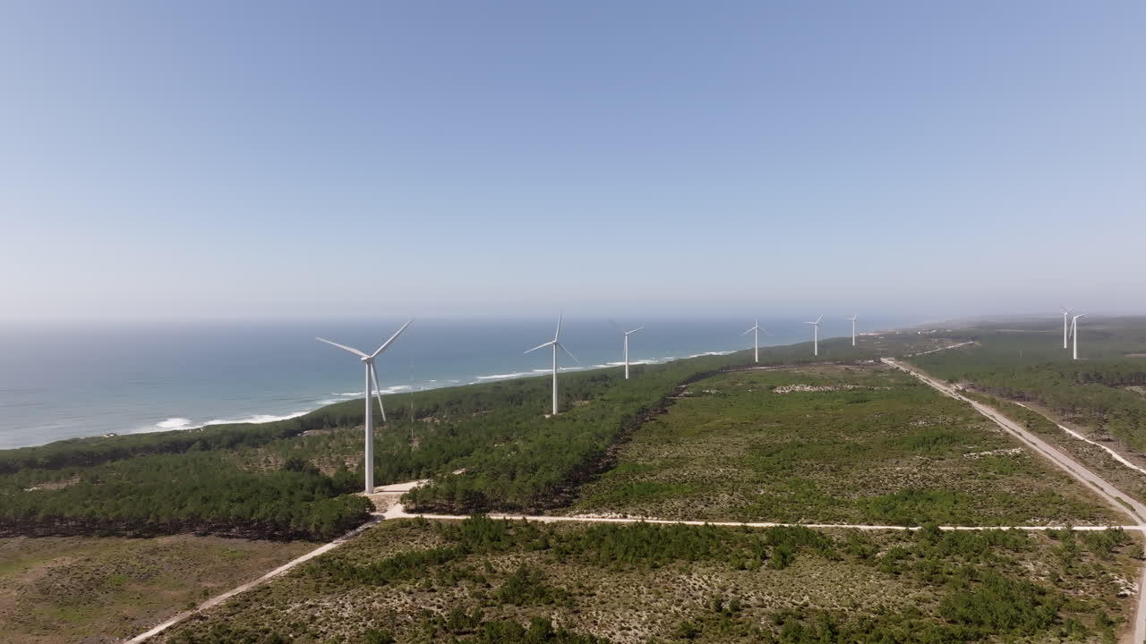 해안 풍력 발전소 공중 사진