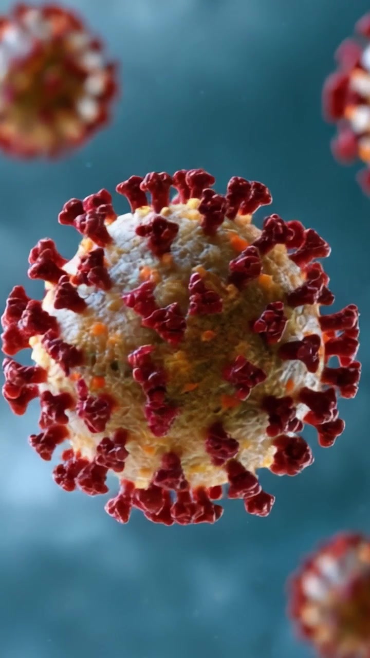 Visualizzazione dettagliata di un virus con proteine spike in un ambiente microscopico, che mostra la sua struttura e colorazione in primi piani