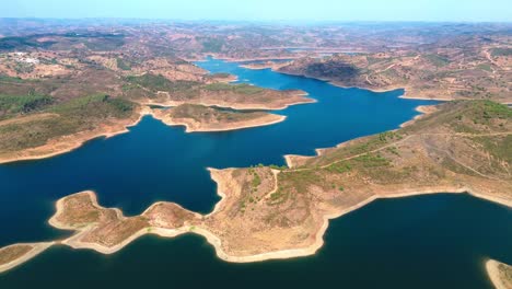 vista aérea del río del dragón azul, portugal, 4k