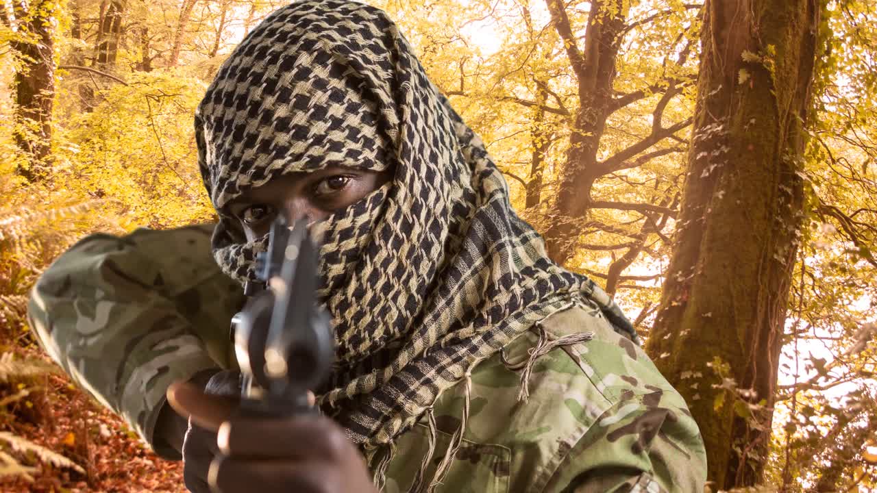 Animation af afroamerikansk mandlig soldat over skov